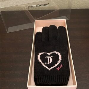 🧤Juicy Couture Knit Heart Logo Gloves Black 2010